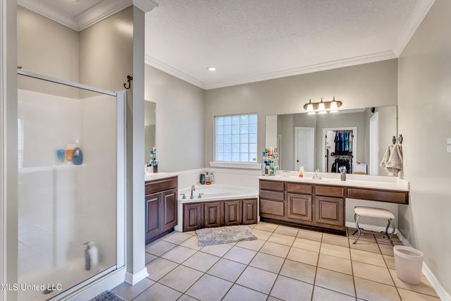15336 Lakeview Court, Gulfport, MS 39503