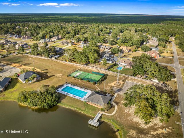 15336 Lakeview Court, Gulfport, MS 39503
