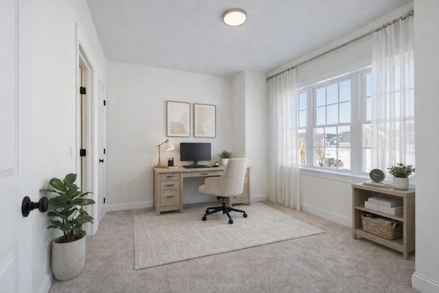 2 Clover Glen Circle, Shrewsbury, MA 01545
