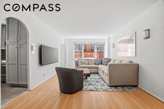 400 E 77th Street # 3E, New York City, NY 10075
