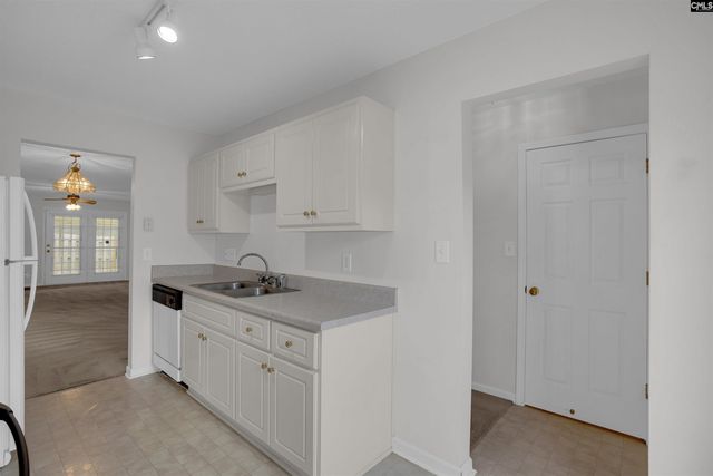 29 Hampton Oaks Place, Columbia, SC 29212