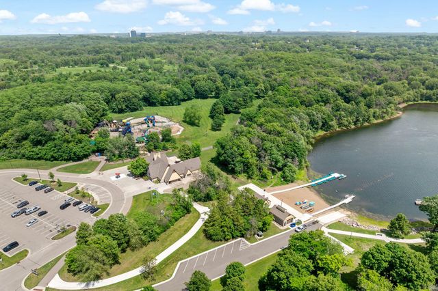 7301 W 101st Street 210, Bloomington, MN 55438