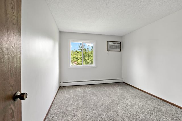 7301 W 101st Street 210, Bloomington, MN 55438