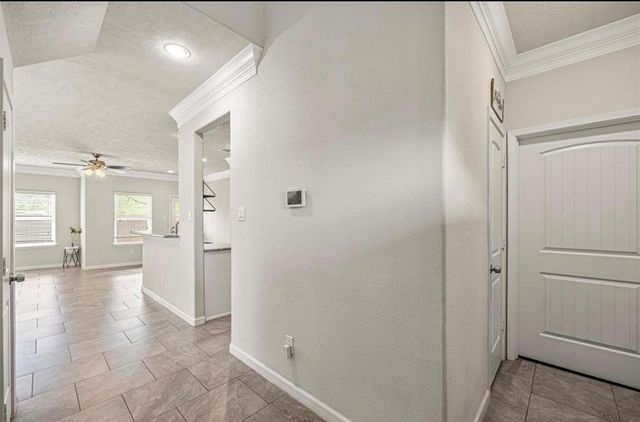4907 Leamathew Street, Houston, TX 77045