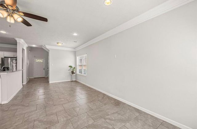 4907 Leamathew Street, Houston, TX 77045