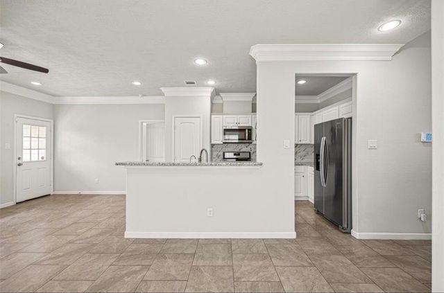 4907 Leamathew Street, Houston, TX 77045