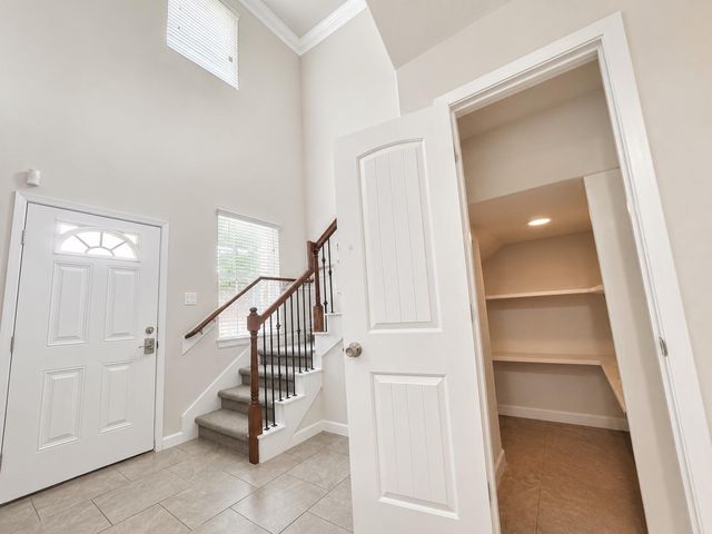 4907 Leamathew Street, Houston, TX 77045