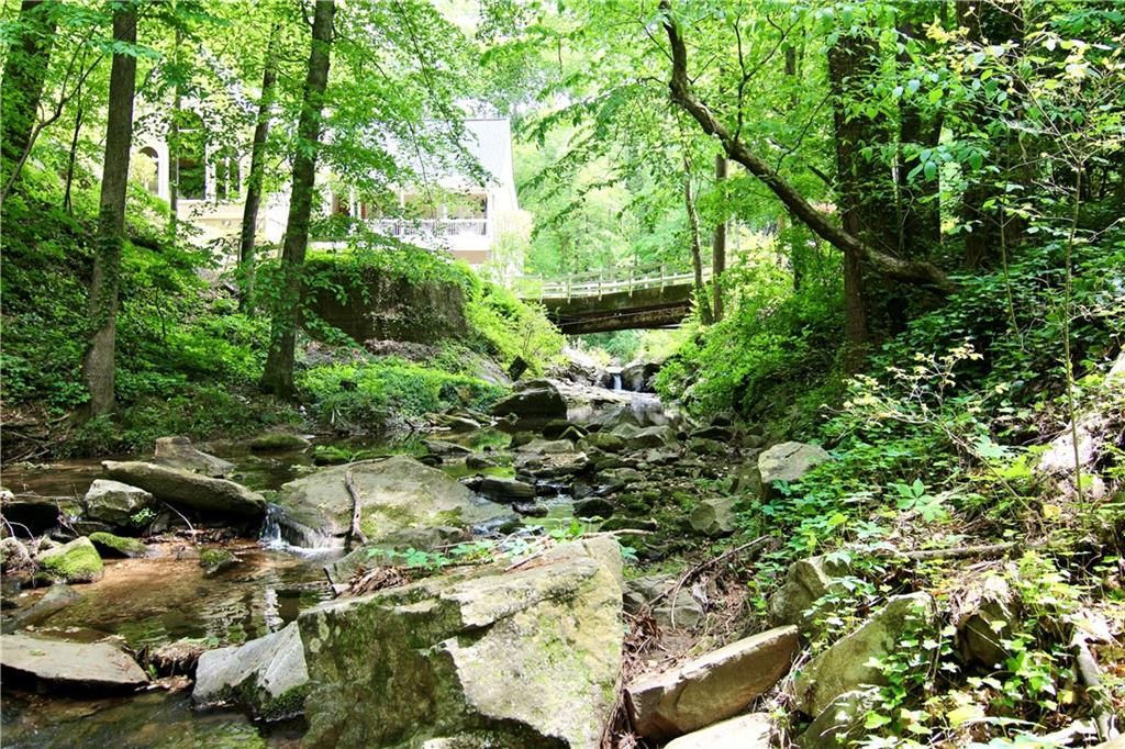 6380 River Chase NW Circle, Sandy Springs, GA 30328