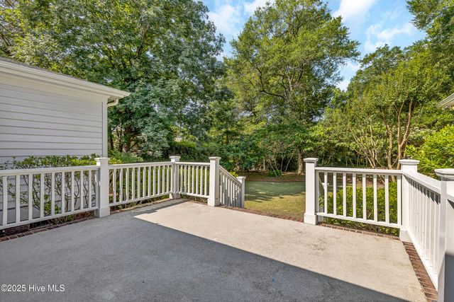 844 Arboretum Drive, Wilmington, NC 28405