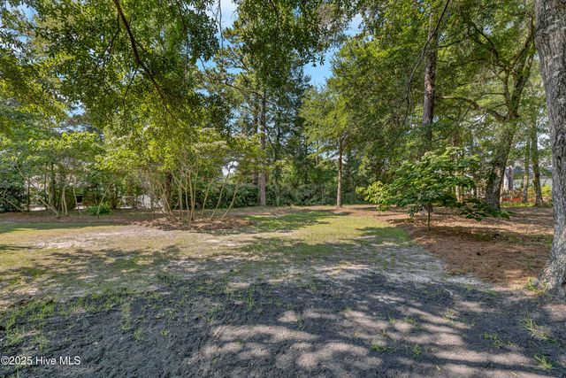 844 Arboretum Drive, Wilmington, NC 28405