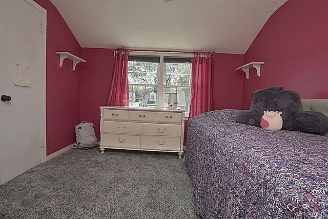 196 Glencove, Tonawanda, NY 14223