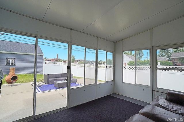 196 Glencove, Tonawanda, NY 14223