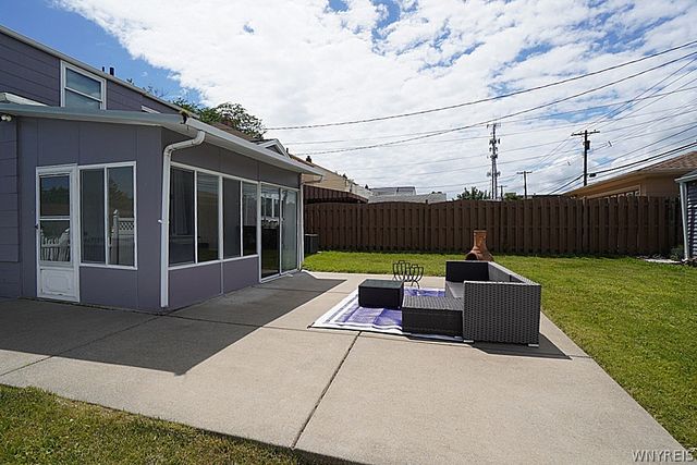 196 Glencove, Tonawanda, NY 14223
