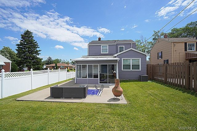 196 Glencove, Tonawanda, NY 14223