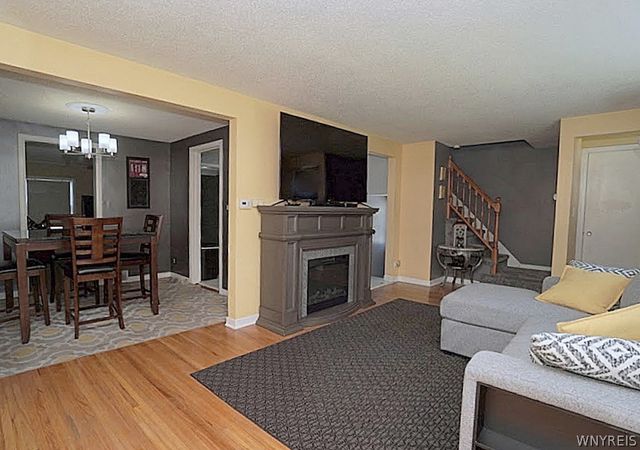 196 Glencove, Tonawanda, NY 14223