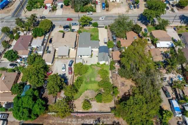 14933 Merrill Avenue, Fontana, CA 92335