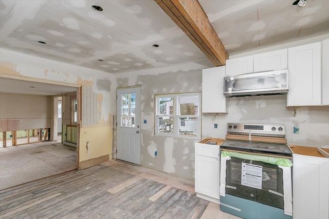 12 Shore Rd, Merrimac, MA 01860