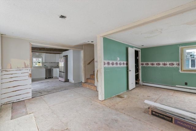 12 Shore Rd, Merrimac, MA 01860