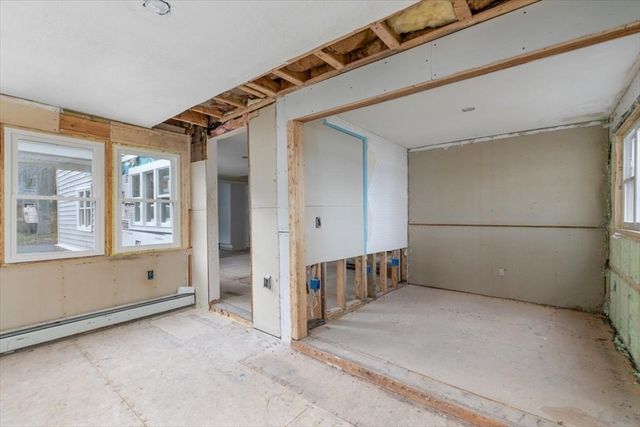 12 Shore Rd, Merrimac, MA 01860