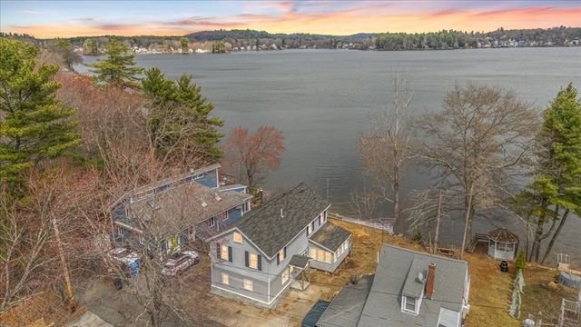 12 Shore Rd, Merrimac, MA 01860
