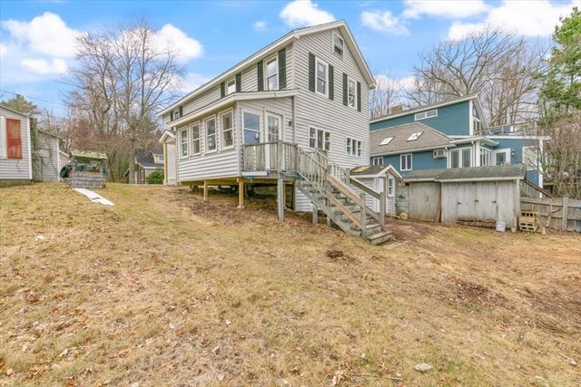 12 Shore Rd, Merrimac, MA 01860