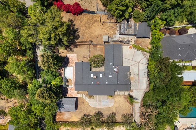 5403 Shirley Avenue, Tarzana, CA 91356