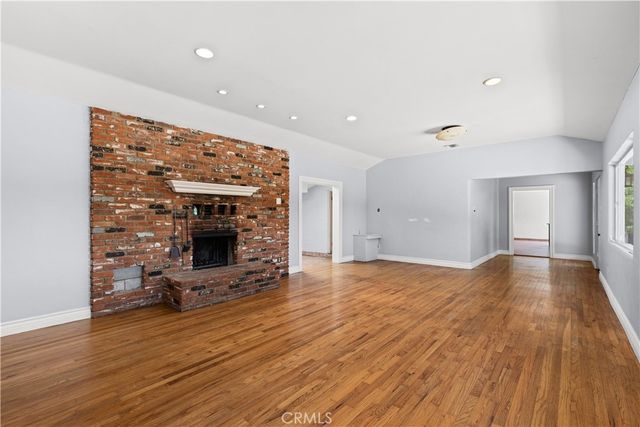5403 Shirley Avenue, Tarzana, CA 91356