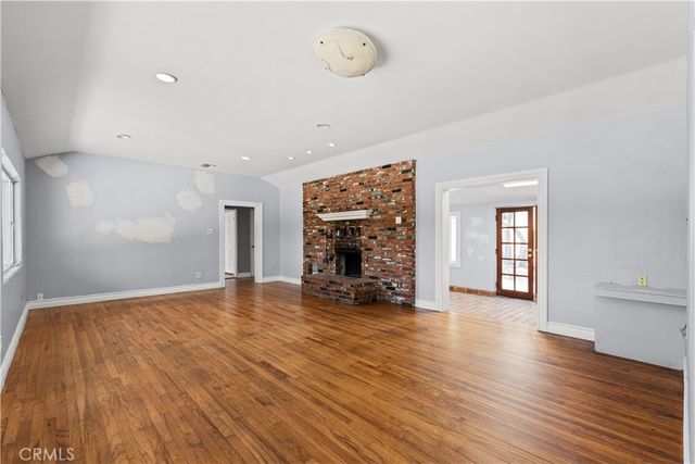 5403 Shirley Avenue, Tarzana, CA 91356