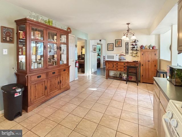 1605 WASHINGTON ST, Hainesport, NJ 08036