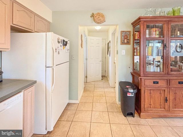 1605 WASHINGTON ST, Hainesport, NJ 08036