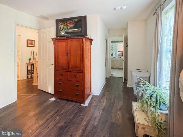 1605 WASHINGTON ST, Hainesport, NJ 08036