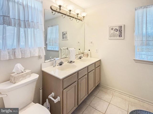1605 WASHINGTON ST, Hainesport, NJ 08036
