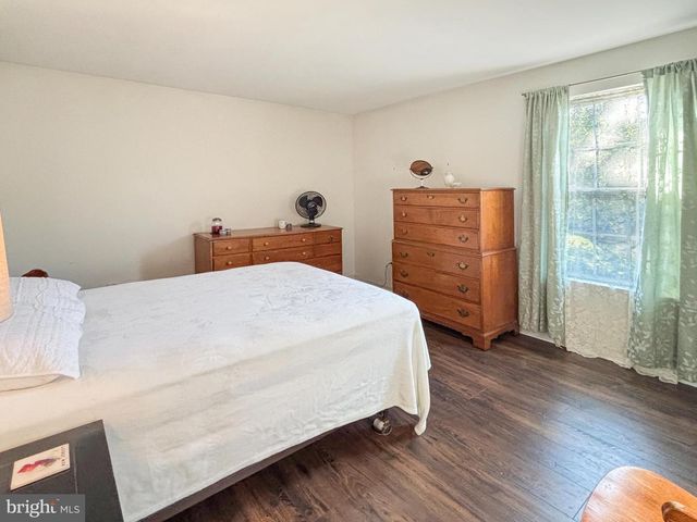 1605 WASHINGTON ST, Hainesport, NJ 08036