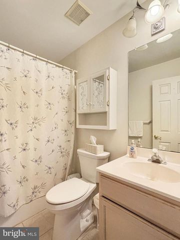 1605 WASHINGTON ST, Hainesport, NJ 08036