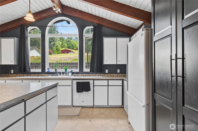 103 Pare Road, Kelso, WA 98626