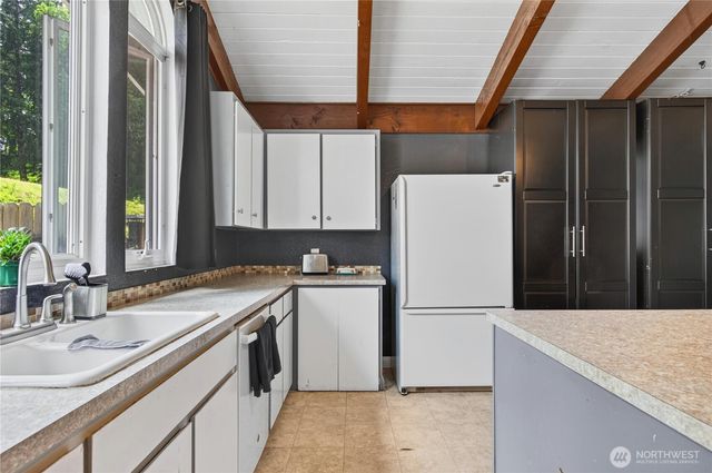 103 Pare Road, Kelso, WA 98626