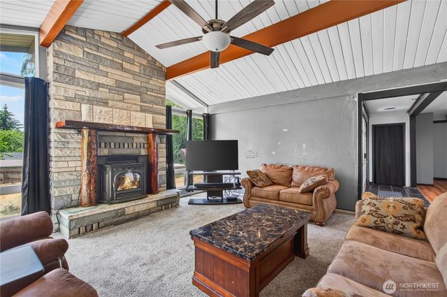 103 Pare Road, Kelso, WA 98626