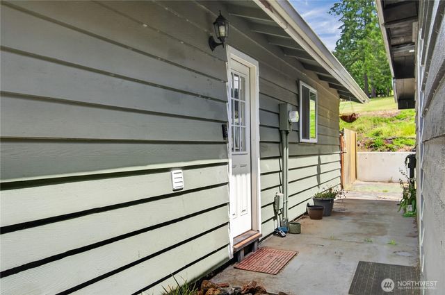 103 Pare Road, Kelso, WA 98626