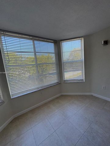1201 NE 191st Street G313, Miami, FL 33179