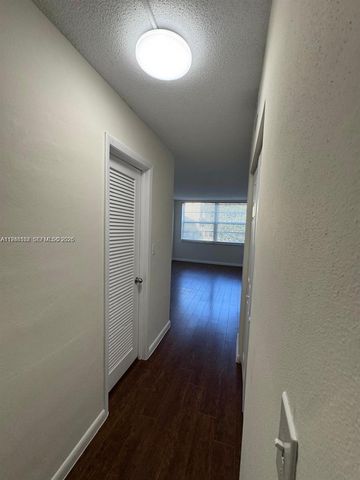 1201 NE 191st Street G313, Miami, FL 33179
