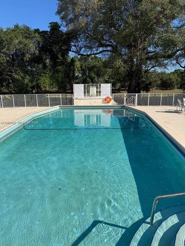 1201 NE 191st Street G313, Miami, FL 33179