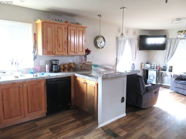 515 Se SHERIDAN Rd, Sheridan, OR 97378