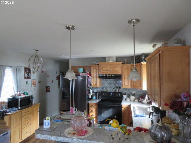 515 Se SHERIDAN Rd, Sheridan, OR 97378
