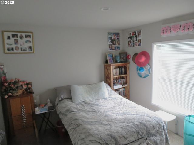 515 Se SHERIDAN Rd, Sheridan, OR 97378