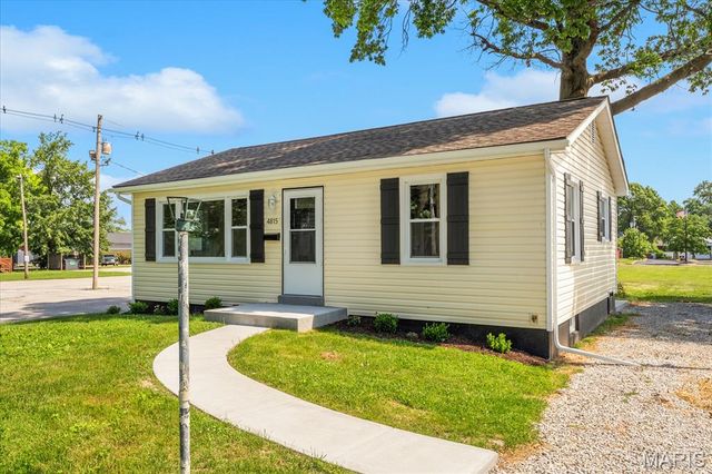 4815 W Washington Street, Belleville, IL 62226