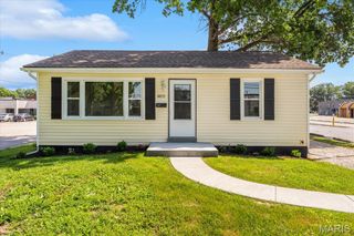 4815 W Washington Street, Belleville, IL 62226