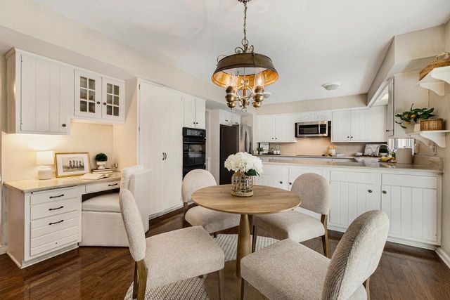 W215N5354 Ada COURT, Menomonee Falls, WI 53051