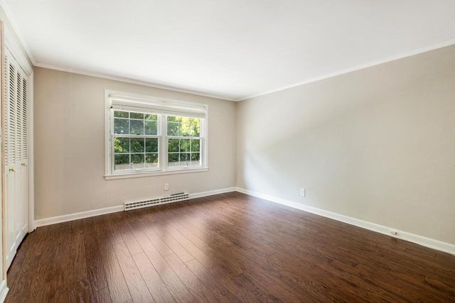 W215N5354 Ada COURT, Menomonee Falls, WI 53051