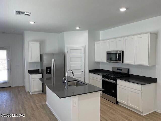 12275 E Patricia Ann Drive, Vail, AZ 85641