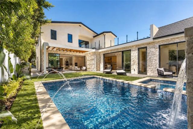 4316 Beeman, Studio City, CA 91604